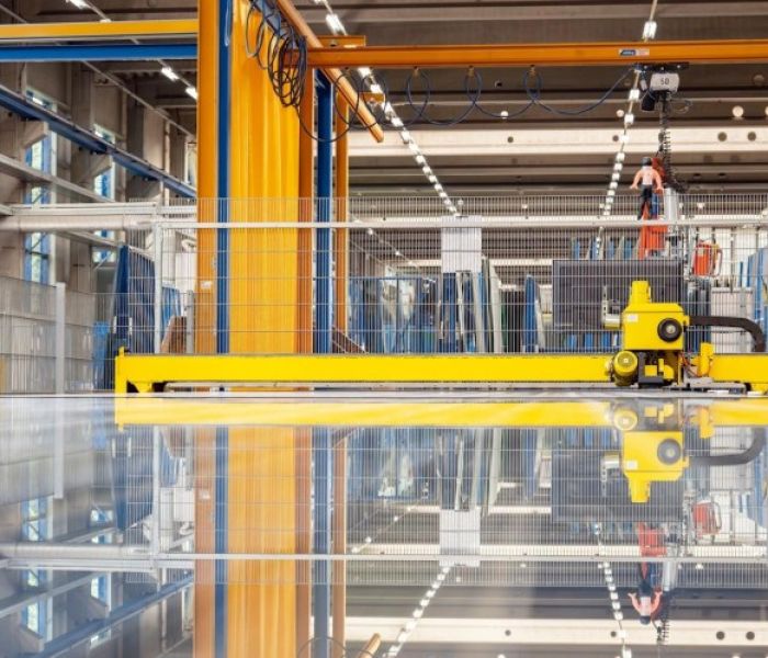 In der Produktion gibt es zahlreiche Projekte (Foto: SCHOLLGLAS Holding und Geschäftsführungsgesellschaft mbH)