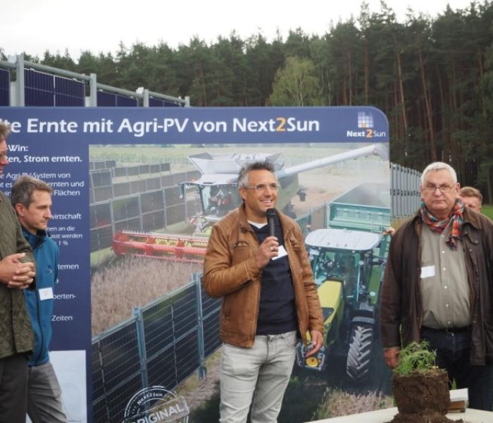 Minister von Breitenbuch eröffnet den Solarpark Krauscha (Foto: Next2Sun Technology GmbH)