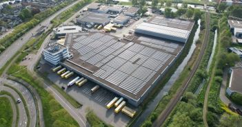 KI-gestütztes Shuttle-Lagersystem ersetzt 25 Jahre altes Sortiersystem nachhaltig (Foto: Inther Group)