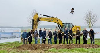 FLURO und HÖHN starten Bau neuer Produktionshalle mit (Foto: FLURO-Gelenklager GmbH)